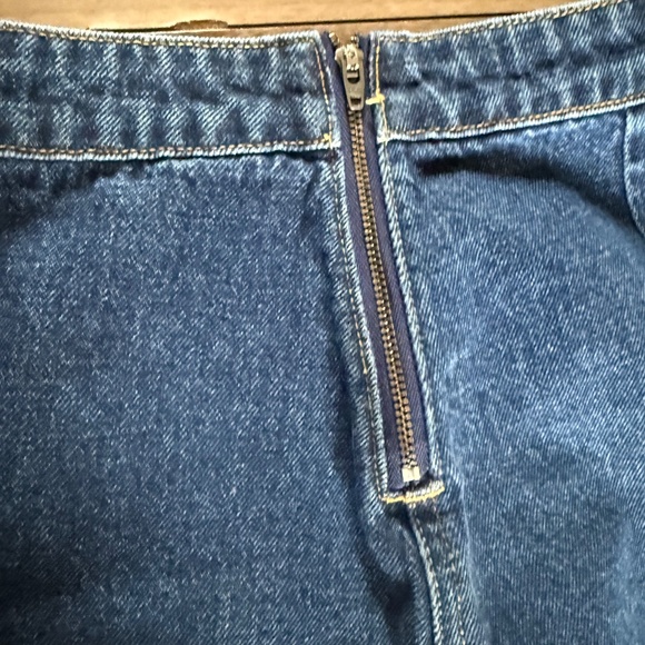 Aritzia | Wilfred Denim Mini Skirt | Size 2 | Classic Blue A-Line - Picture 5 of 7
